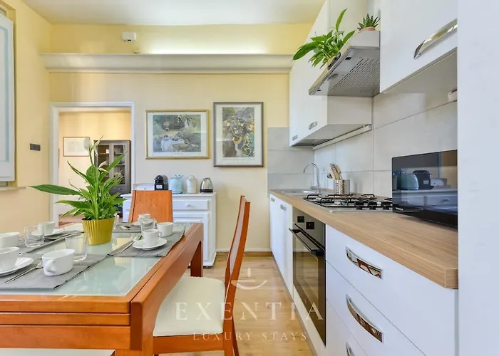 Apartment Piazza Navona Penthouse, Terrace & Walls Rom