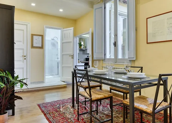 Piazza Navona Penthouse, Terrace & Walls Daire